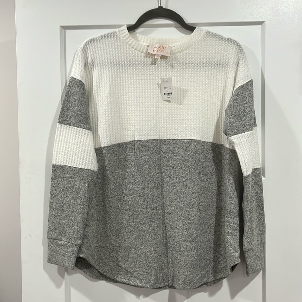 Mixed texture top